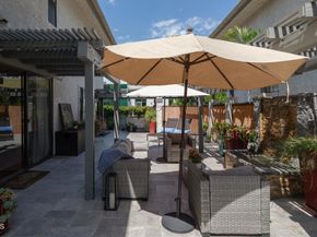 1068 S Orange Grove Boulevard, Pasadena CA 91105