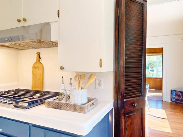 1255 N Dominion Avenue, Pasadena CA 91104