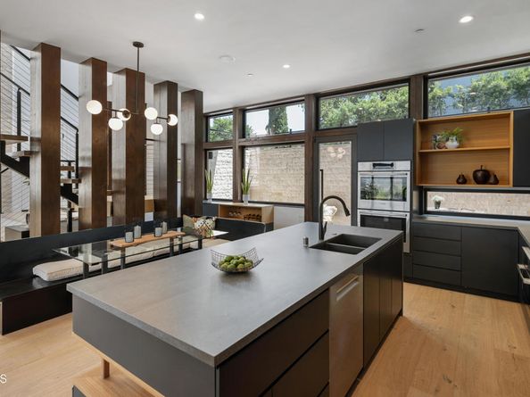 4209 Sea View Lane, Los Angeles CA 90065