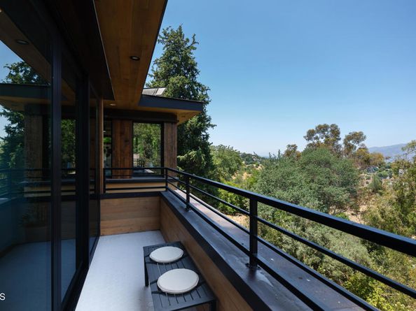 4209 Sea View Lane, Los Angeles CA 90065