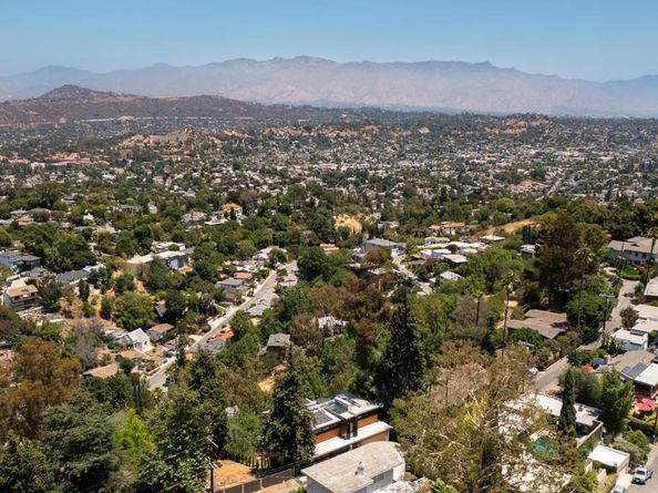 4209 Sea View Lane, Los Angeles CA 90065