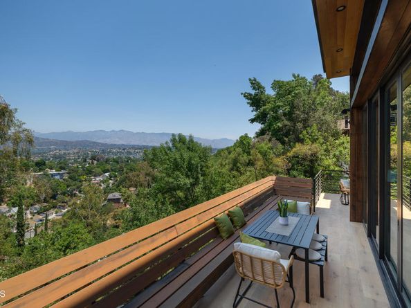 4209 Sea View Lane, Los Angeles CA 90065