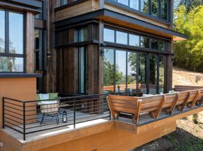 4209 Sea View Lane, Los Angeles CA 90065