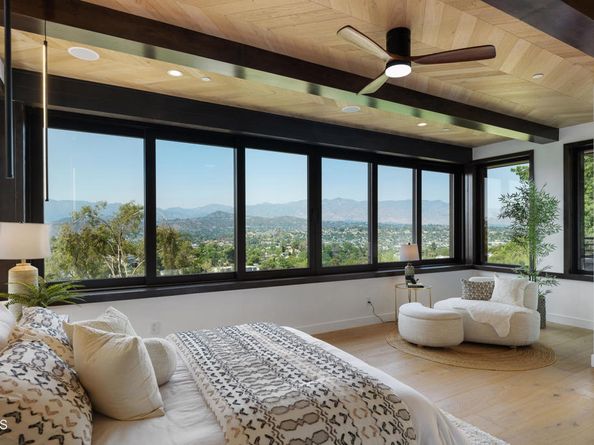 4209 Sea View Lane, Los Angeles CA 90065