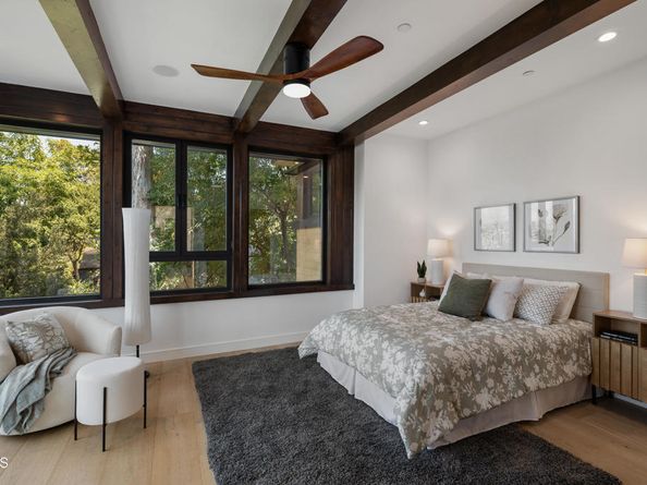 4209 Sea View Lane, Los Angeles CA 90065