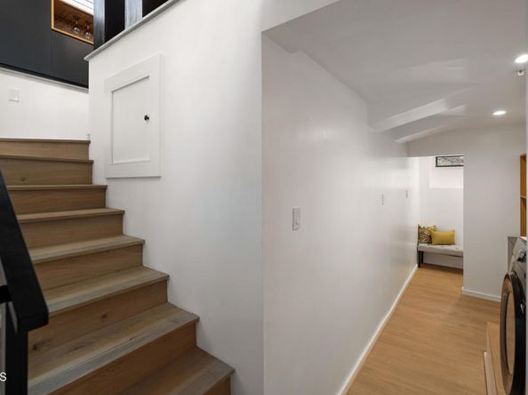4209 Sea View Lane, Los Angeles CA 90065