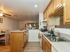 5530 Welland 14, Temple City CA 91780