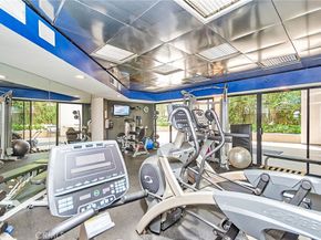 1310 E Ocean Boulevard 1005, Long Beach CA 90802