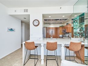 1310 E Ocean Boulevard 1005, Long Beach CA 90802