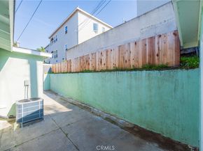 1680 S Rimpau Boulevard, Los Angeles CA 90019