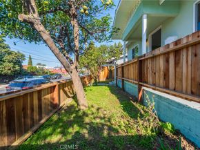 1680 S Rimpau Boulevard, Los Angeles CA 90019