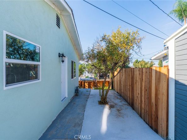 1680 S Rimpau Boulevard, Los Angeles CA 90019