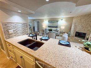 575 Esplanade 102, Redondo Beach CA 90277