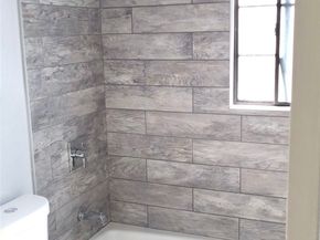 1919 W 35th St, Los Angeles CA 90018