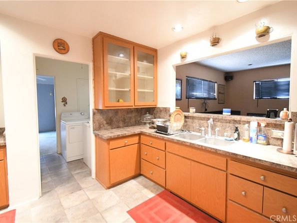 1815 W 108th Street, Los Angeles CA 90047