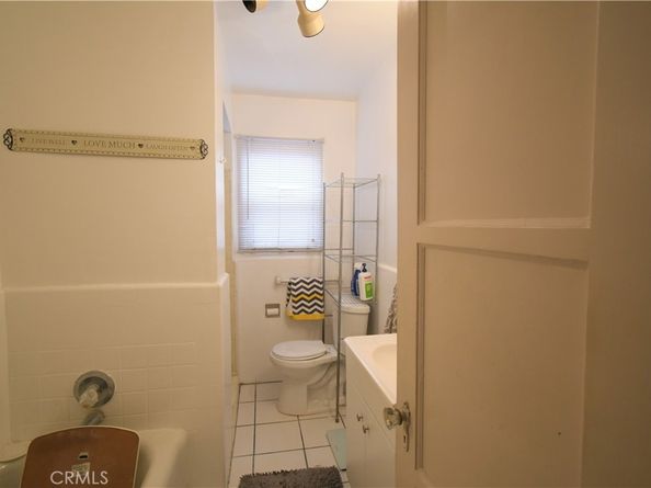 1815 W 108th Street, Los Angeles CA 90047