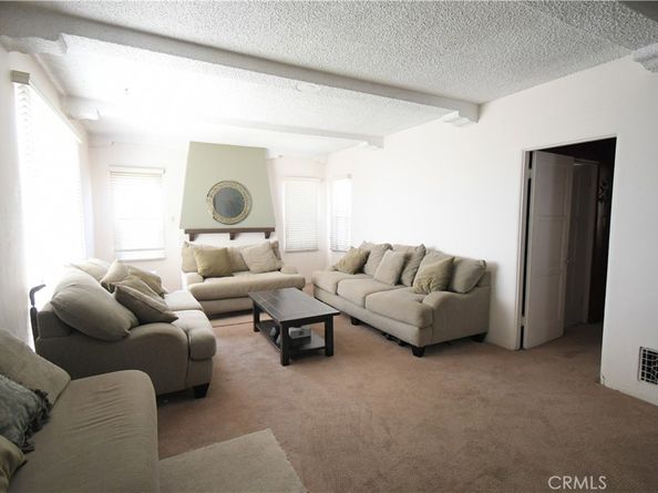 1815 W 108th Street, Los Angeles CA 90047