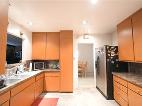 1815 W 108th Street, Los Angeles CA 90047