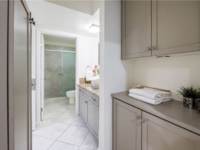 7320 Hawthorn Avenue 111, Los Angeles CA 90046