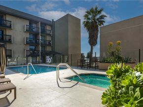 7320 Hawthorn Avenue 111, Los Angeles CA 90046