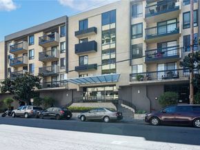 7320 Hawthorn Avenue 111, Los Angeles CA 90046