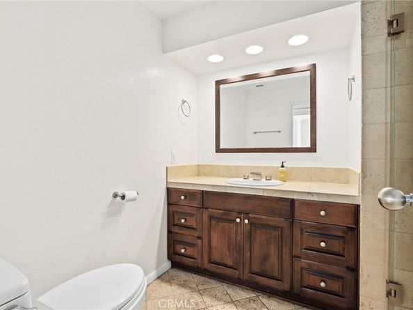 1131 Alta Loma Road 527, West Hollywood CA 90069