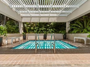 1131 Alta Loma Road 527, West Hollywood CA 90069