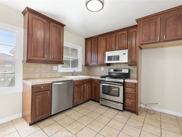5326 Lorelei Avenue, Lakewood CA 90712