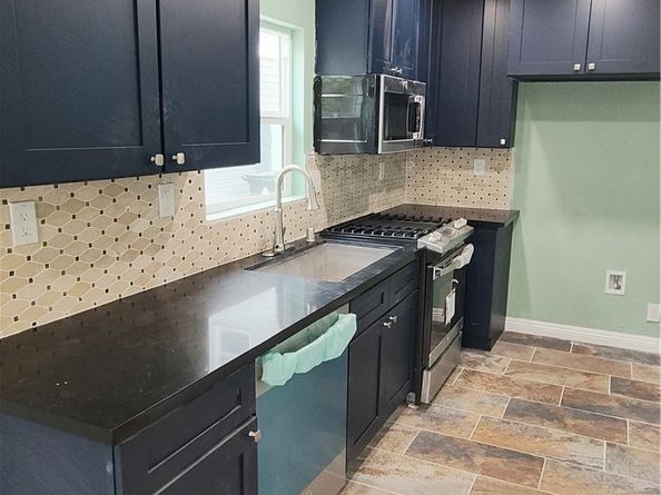 1680 S Rimpau Boulevard, Los Angeles CA 90019