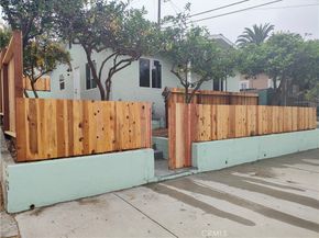 1680 S Rimpau Boulevard, Los Angeles CA 90019