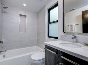 2005 Mathews Avenue A, Redondo Beach CA 90278