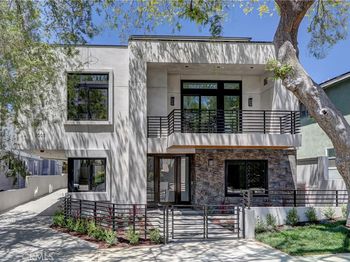 2005 Mathews Avenue