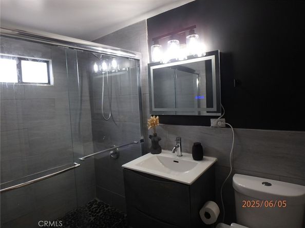 17457 Covello Street, Van Nuys CA 91406