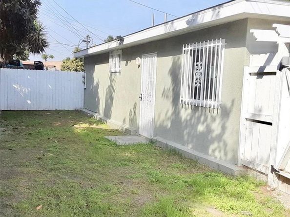 352 W Peach Street, Compton CA 90222