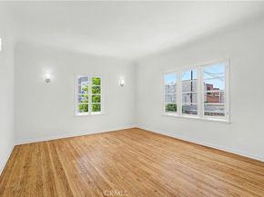 826 S Detroit Street, Los Angeles CA 90036