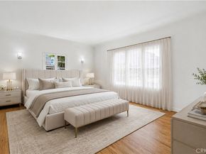 826 S Detroit Street, Los Angeles CA 90036