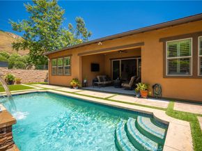 4977 Hydepark Drive, Agoura Hills CA 91301