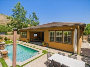 4977 Hydepark Drive, Agoura Hills CA 91301