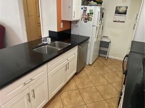 5334 Lindley Avenue 319, Encino CA 91316