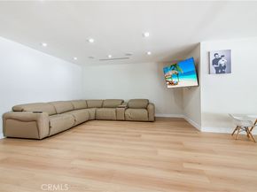 13633 Delano Street, Valley Glen CA 91401