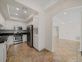 10824 Bloomfield 108, North Hollywood CA 91602