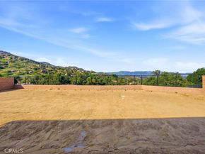 22801 Seaqua Circle, Chatsworth CA 91311