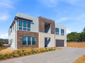 22801 Seaqua Circle, Chatsworth CA 91311