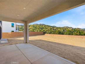 22801 Seaqua Circle, Chatsworth CA 91311