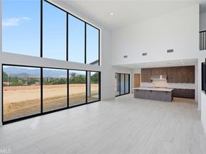 22801 Seaqua Circle, Chatsworth CA 91311