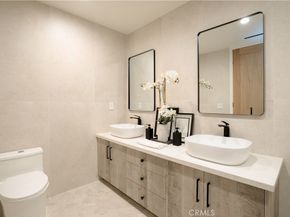 100 S Doheny Drive PH05, Los Angeles CA 90048