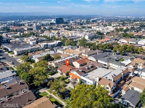 723 E Tujunga Avenue, Burbank CA 91501