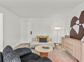 5400 Newcastle 12, Encino CA 91316