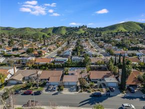 6334 Aquarius Avenue, Agoura Hills CA 91301