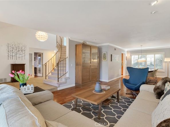 6334 Aquarius Avenue, Agoura Hills CA 91301